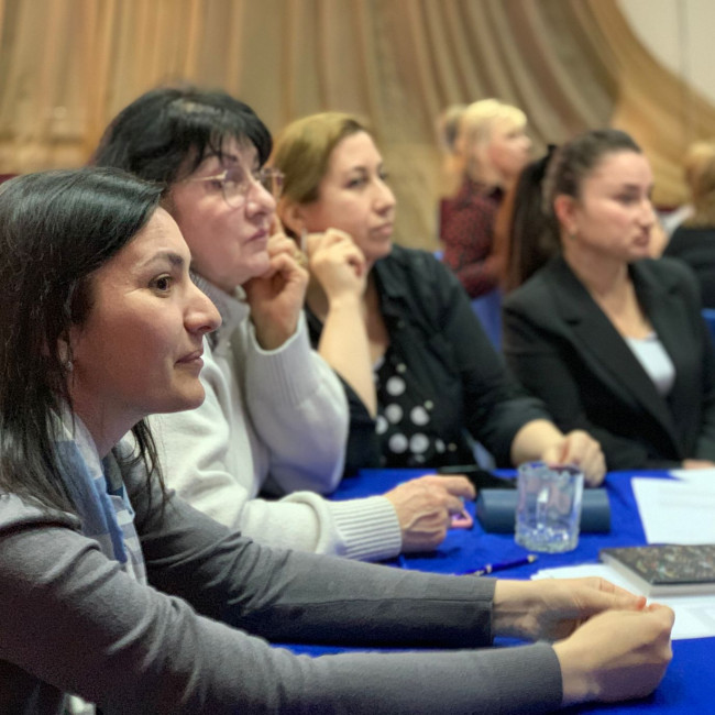 30. 03 2022 г. в школе «Сафинат» прошёл педсовет на тему «Формирование фунциональной грамотности предметов естественно-научного,гуманитарного цикла»