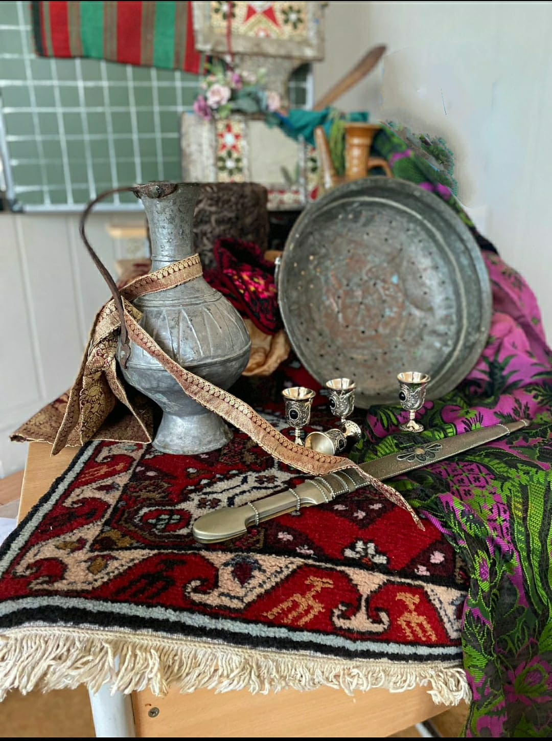 7 декабря в школе Сафинат прошла викторина под названием «Мир дому твоему» в которой приняли участие учащиеся 3-х классов.