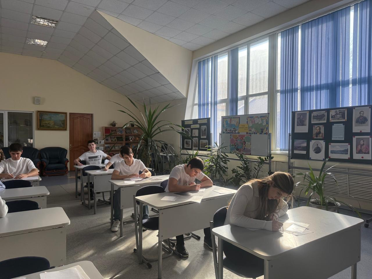 Проведение пробного ЕГЭ по русскому языку.