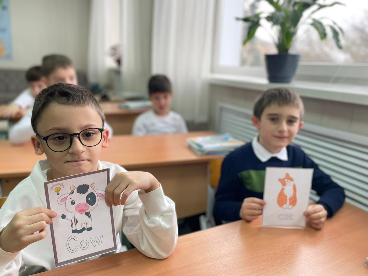Открытый урок в 1 а, б, в классах «Funny English”.