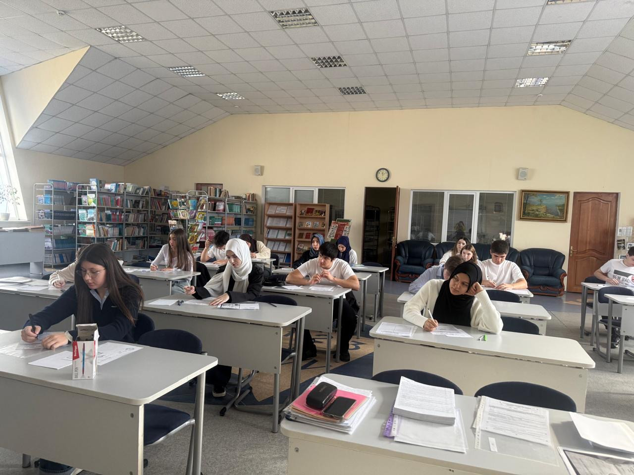 Проведение пробного ЕГЭ по русскому языку.