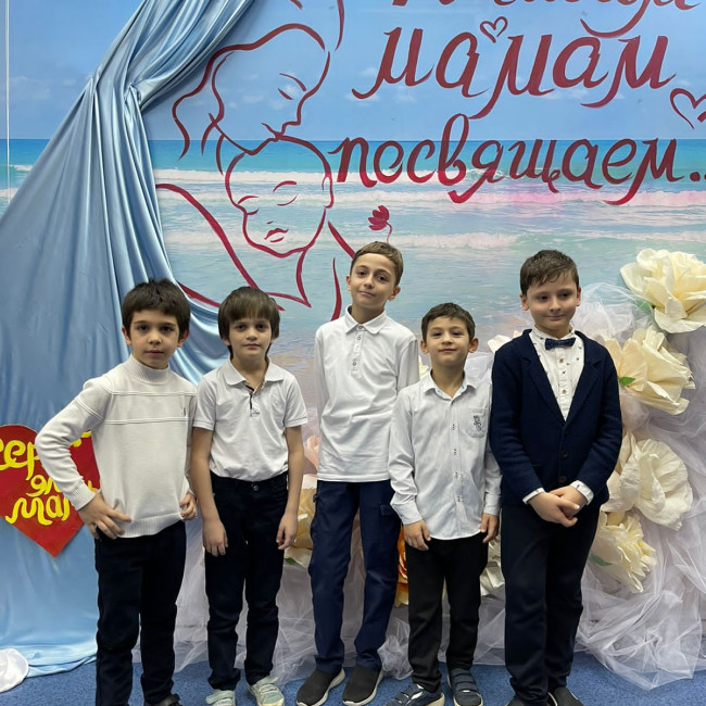 Праздничное мероприятие ко Дню матери
