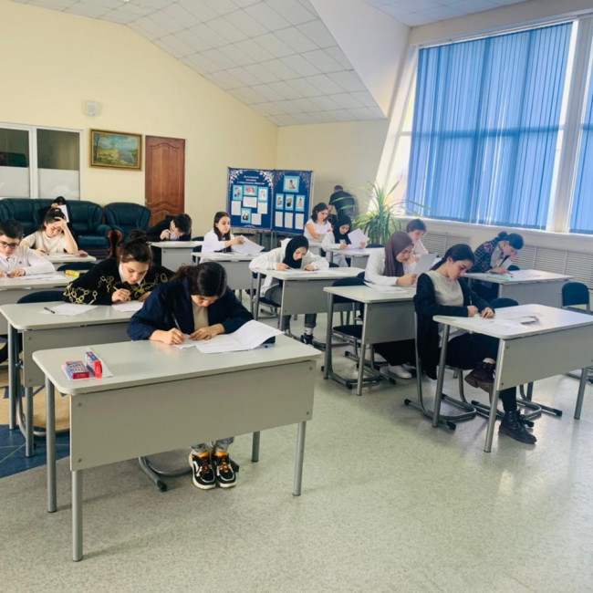 В школе"Сафинат" проходят пробные ОГЭ и ЕГЭ