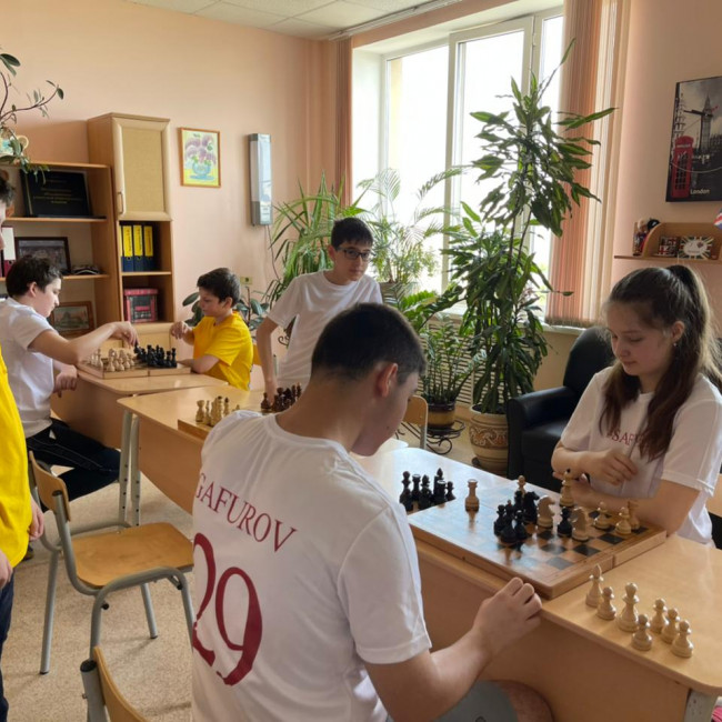 17.05.2021г. в школе "САФИНАТ" прошла ежегодная, общешкольная спартакиада, в которой приняли участие учащиеся с 5 по 11 классы.